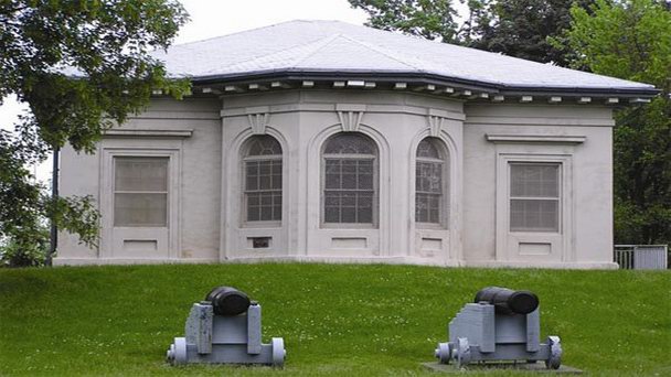 Военный музей Гамильтона в Онтарио