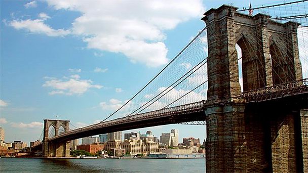 Бруклинский мост в Нью-Йорке