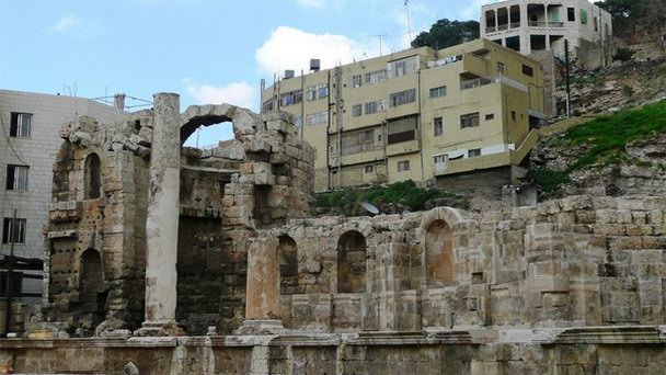 Фонтан Нимфей в Аммане