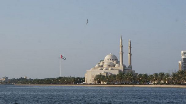 Мечеть в Шардже. Набережная Корнишн в Шардже