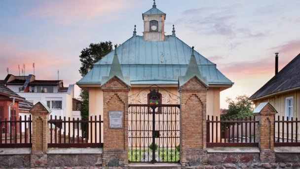 Караимская кенасса в Тракае