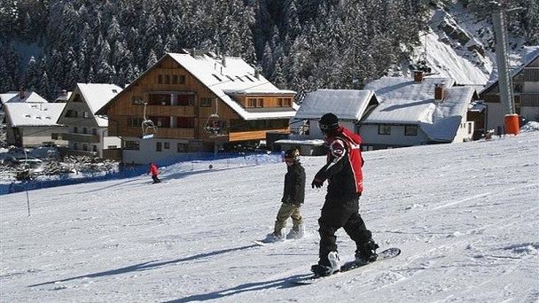 Школа зимних видов спорта Intersport Bernik в Юлийских Альпах