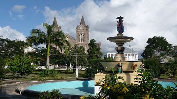 Площадь Независимости в Бастере Площадь Независимости в Бастере