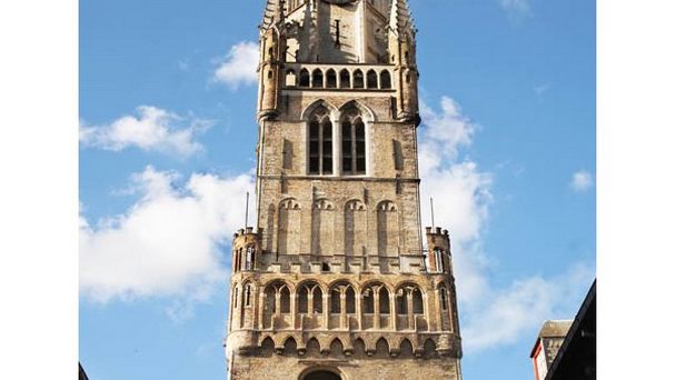 Беффруа - башня городского совета в Брюгге