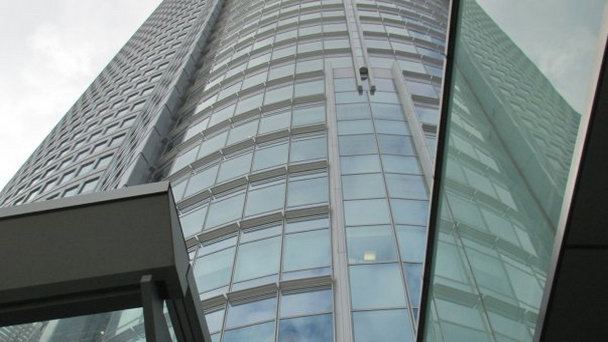 Башня Роппонги Хиллз Мори в Токио