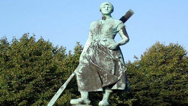 Памятник Asmussen-Woldsen в Шлезвиг-Гольштейне Памятник Asmussen-Woldsen в Шлезвиг-Гольштейне