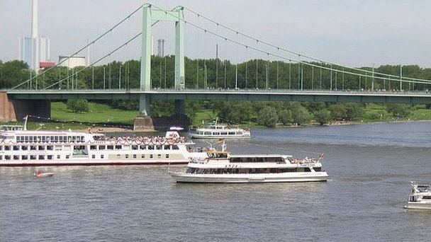 Мюльхаймский мост в Кельне