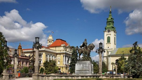 Площадь объединения в Ораде в Кришане