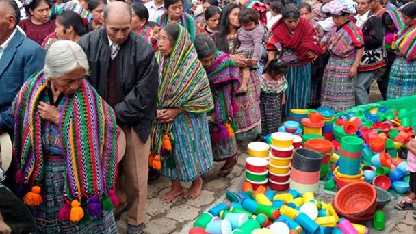 Сан-Хуан-Комалапа в Антигуа-Гуатемале