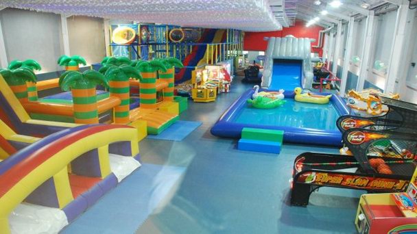 Игровой центр Happy Planet в Мумбаи