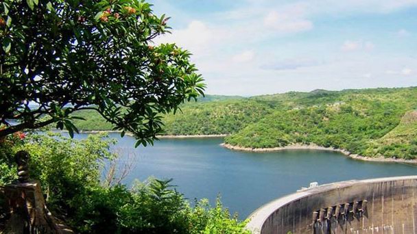 Озеро Кариба в Лусаке Озеро Кариба в Лусаке