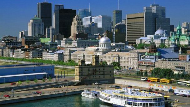 Старый порт Монреаля в Монреале Старый порт Монреаля в Монреале