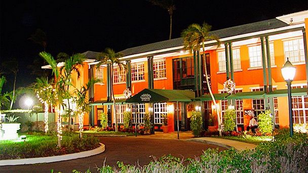 Ресторан Luciano`s of Chicago в Нассау Ресторан Luciano`s of Chicago в Нассау