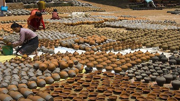 Площадь горшечников в Бхактапуре