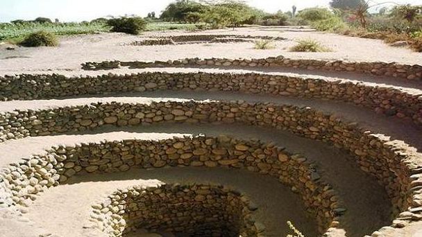 Древний город Паредонес в Ике