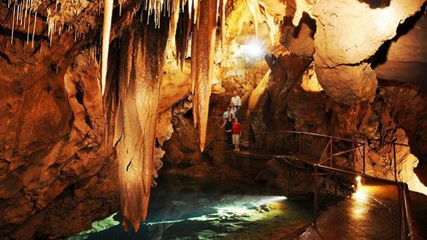 Дженоланские пещеры в Сиднее