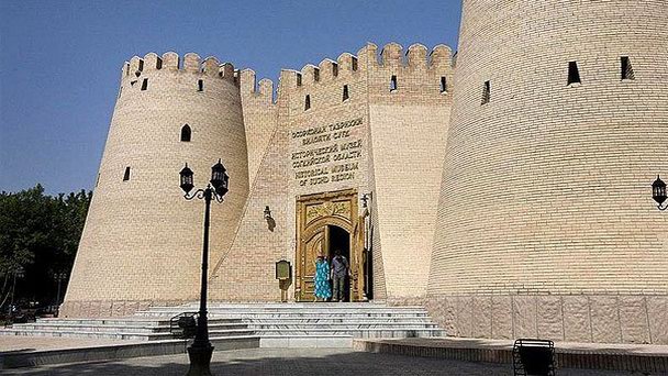 Историко-краеведческий музей археологии и фортификации в Худжанте