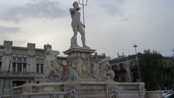 Фонтан Нептуна в Сицилии