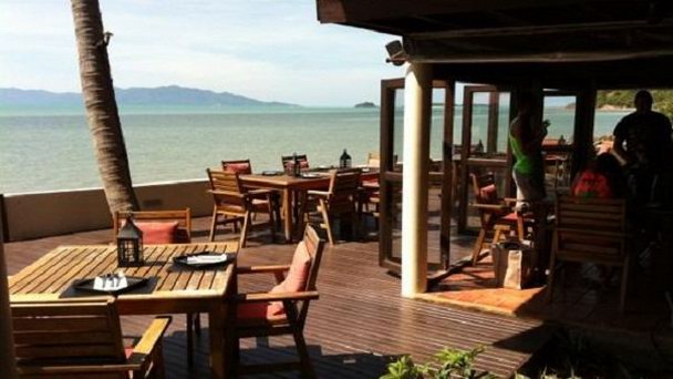 Ресторан Ad hoc beach cafe на Самуи