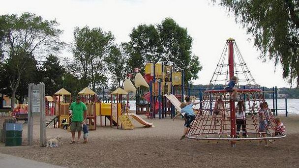 Парк Centennial в Онтарио