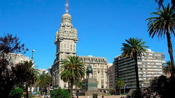 Дворец Сальво в Монтевидео Дворец Сальво в Монтевидео