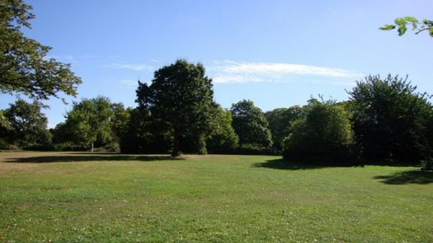 Парк Валентайнс (Valentines Park) в Лондоне (фото)