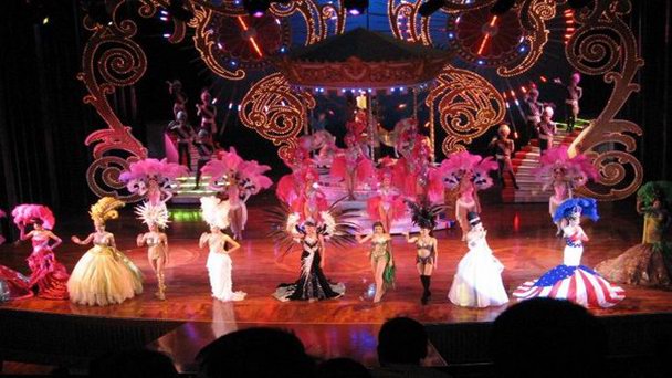 Кабаре «Калипсо» в Бангкоке Кабаре «Калипсо» в Бангкоке