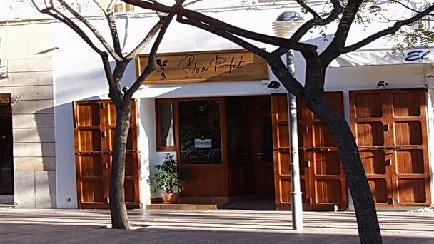 Ресторан Bon Profit на Ибице
