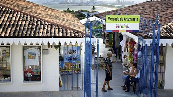 Рынок Mercado do Artesanato в Масейо