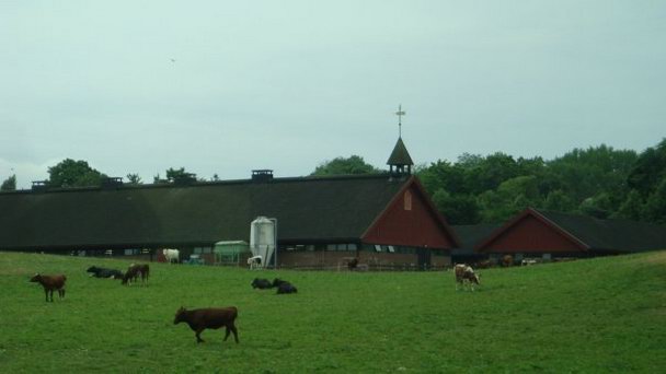 Королевская ферма на полуострове Бюгдой в Осло
