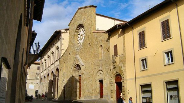Домский собор Сансеполькро в Тоскане Домский собор Сансеполькро в Тоскане