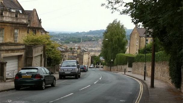 Улица Батвик-Хилл в Англии