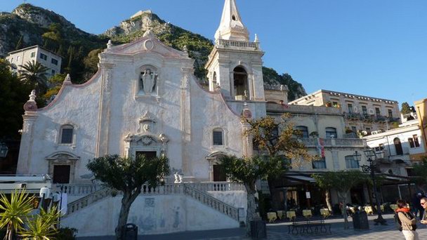 Церковь Сан-Джузеппе в Сицилии