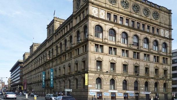 Здание Watts Warehouse в Англии