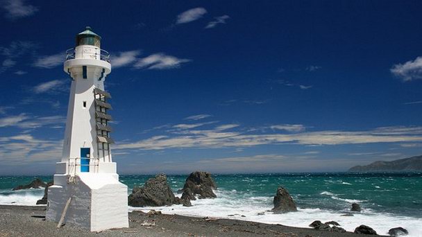 Маяк Pencarrow Head в Веллингтоне Маяк Pencarrow Head в Веллингтоне