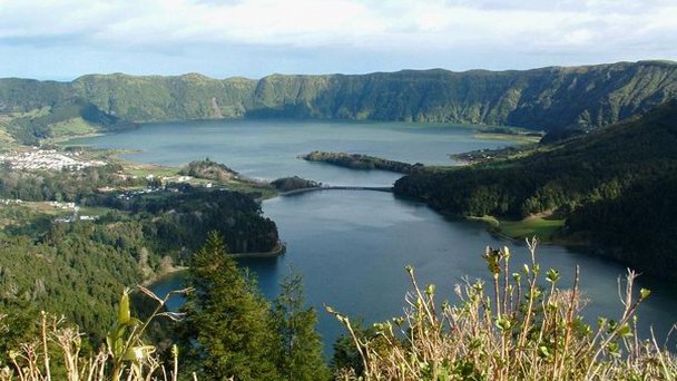 Озеро Сете Сидадеш на Азорских островах