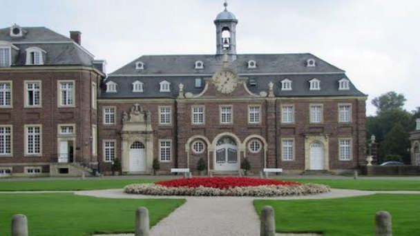 Замок Нордкирхен в Северном Рейн-Вестфалии Замок Нордкирхен в Северном Рейн-Вестфалии