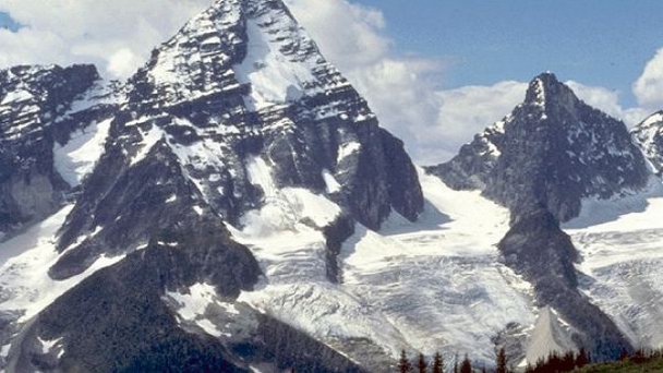 Хребет Селкирк в Британской Колумбии Хребет Селкирк в Британской Колумбии