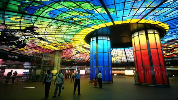 Станция метро Бульвар Фармоза в Гаосюне