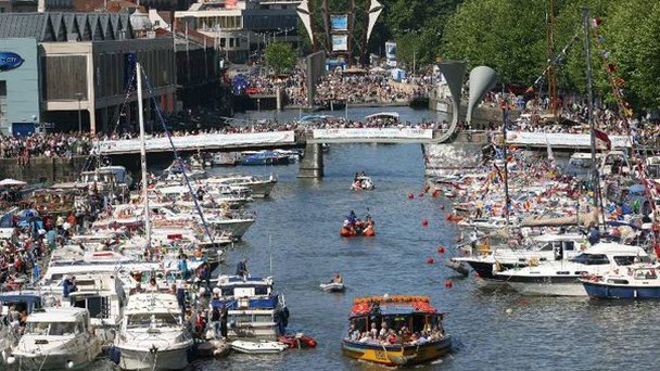 Гавань Бристоль в Англии Гавань Бристоль в Англии