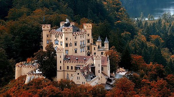 Замок Хоэншвангау в Баварии