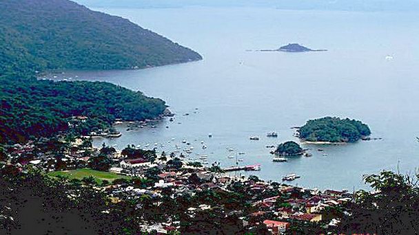 Деревня Доис Риос в Рио-де-Жанейро