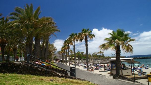 Пляж Эль Камисон на Канарских островах