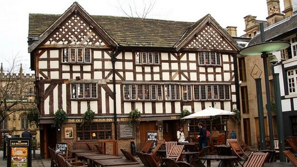 Паб The Old Wellington Inn в Англии