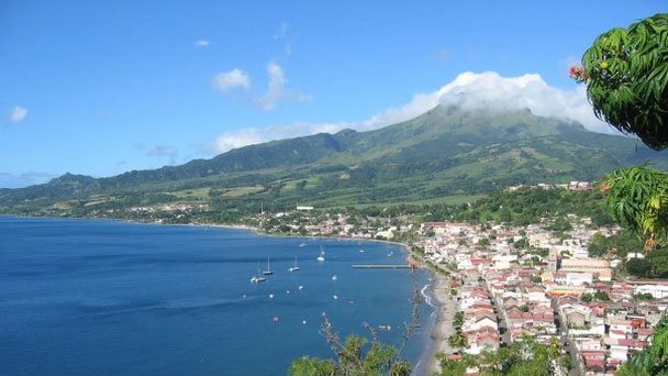 Залив Байе-дю-Гальон в Мартинике Залив Байе-дю-Гальон в Мартинике