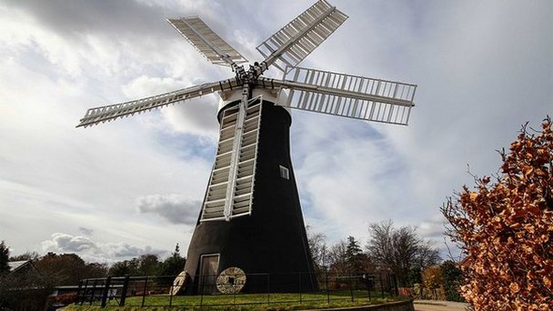 Ветряная мельница Holgate в Англии