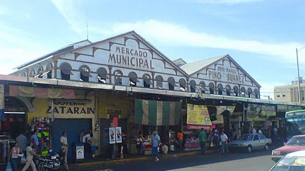 Рынок Мунисипаль в Мехико