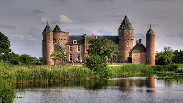 Замок Вестхов в Зеландии