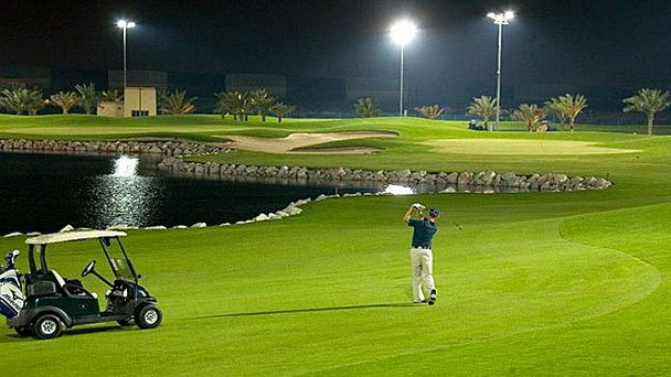 Клуб охоты и гольфа Шарджи в Шардже Клуб охоты и гольфа Шарджи в Шардже