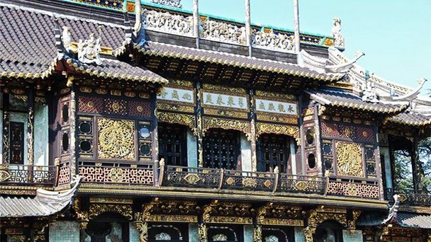 Китайский павильон в Королевском парке Бельгии в Брюсселе